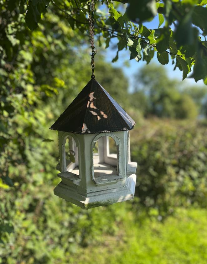 The Pink Upstairs & Garden Summer * Whitehead